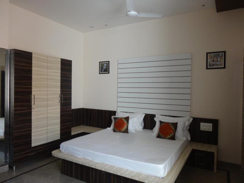 Hotel Treebo Trend Raj Garden Pushkar Exterior foto